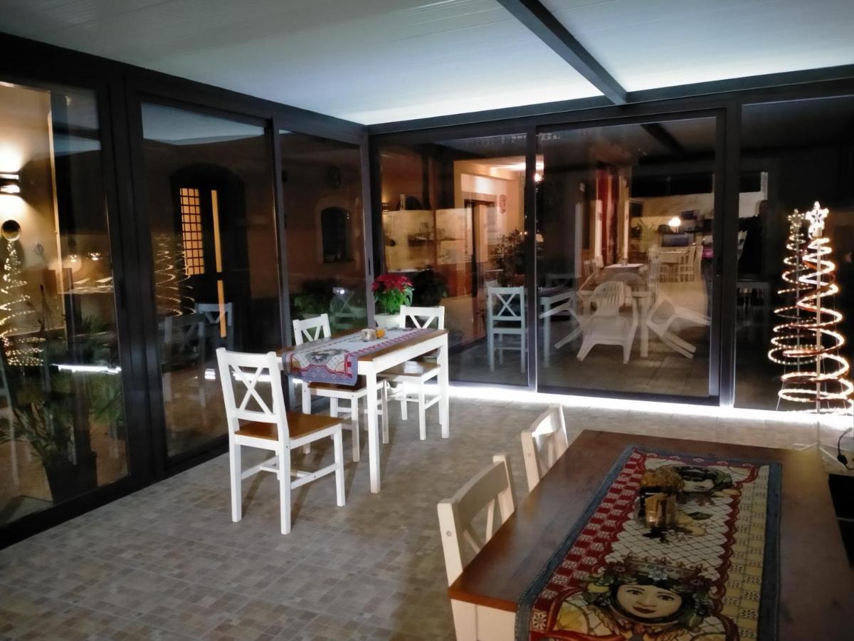 Villa Laura Apartment Giardini Naxos Dış mekan fotoğraf