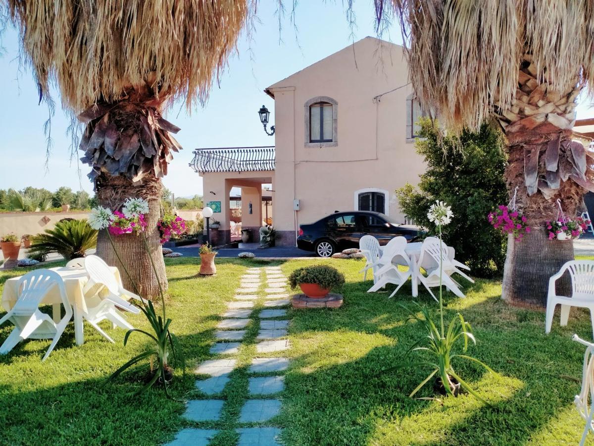 Villa Laura Apartment Giardini Naxos Dış mekan fotoğraf