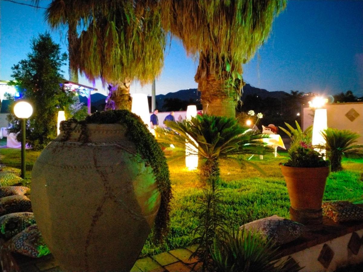 Villa Laura Apartment Giardini Naxos Dış mekan fotoğraf