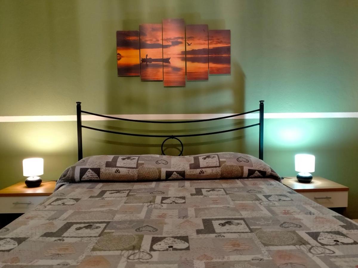 Villa Laura Apartment Giardini Naxos Dış mekan fotoğraf